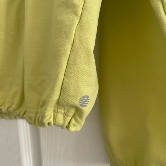 Zella Sweatshirt Medium - Picture 3 of 3